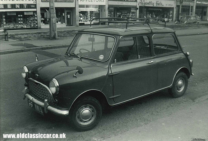 Photo of a Mk1 Mini in the 1960s