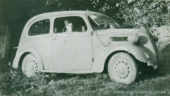 Ford 7W in wartime guise