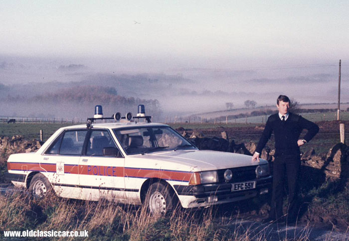 A Mk2 Ford Granada police car