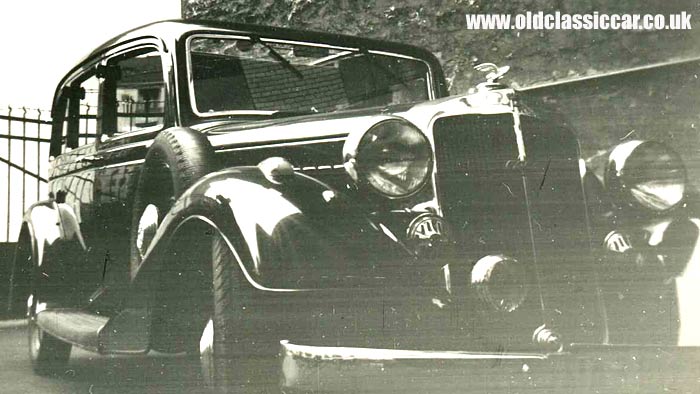 52 Chevy Cabover i320.photobucket.com lowered lincoln - Car news - Zimbio