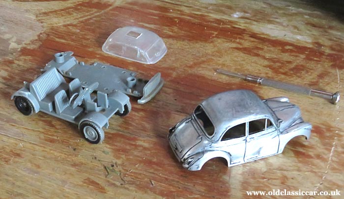 The Morris Minor with no paint on it