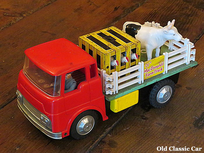 TOMY Ol' MacDonald's Farm Truck toy