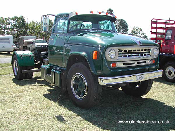 tractor unit built by International