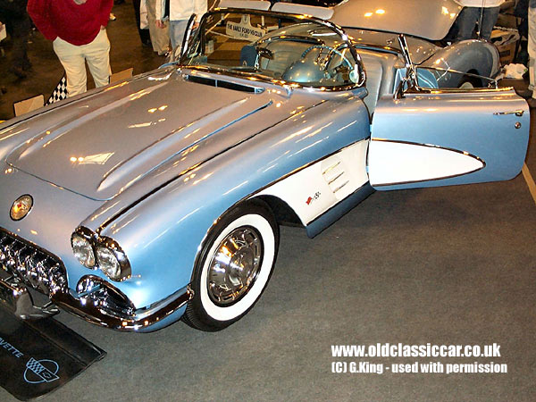 Chevrolet Corvette picture.