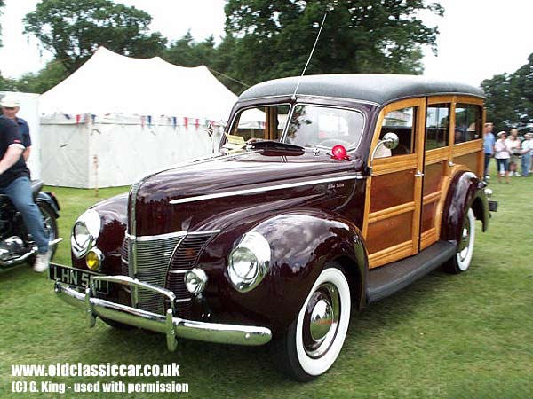 Ford V8 Woodie picture.