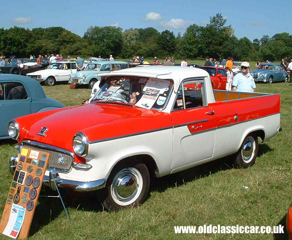 Standard Vanguard Phase 3 Ute picture.