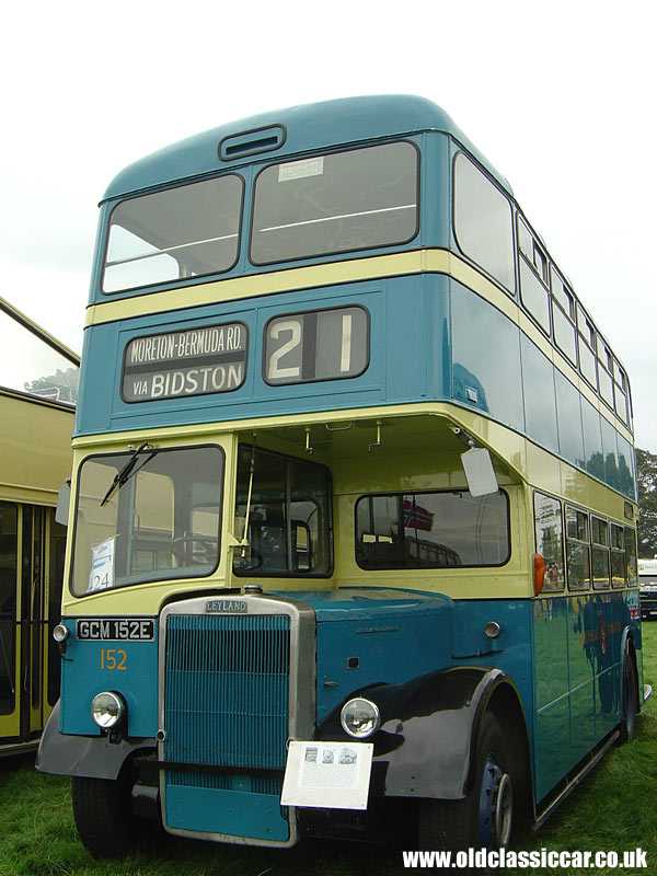 Leyland PD2 bus picture.