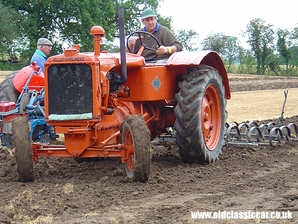 Allis-Chalmers Tractor picture.