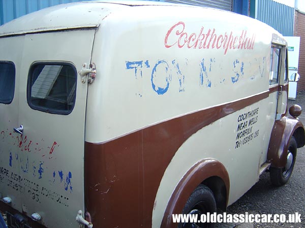 Old Austin 101 van at oldclassiccar.