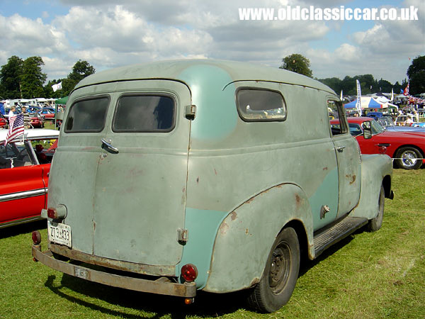 Old Chevrolet 3100 panel van at oldclassiccar.