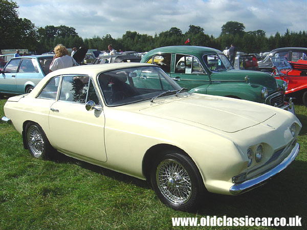 Old Reliant Scimitar Coupe at oldclassiccar.