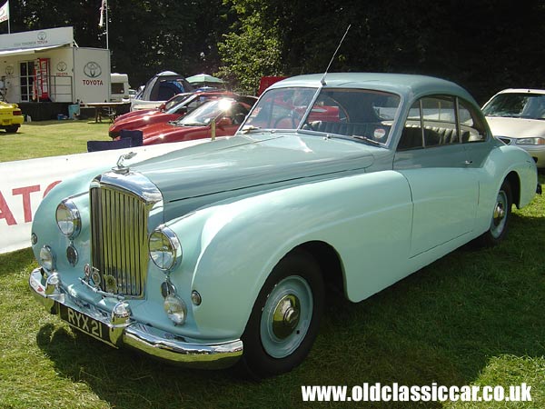 Old Bentley 2 door at oldclassiccar.