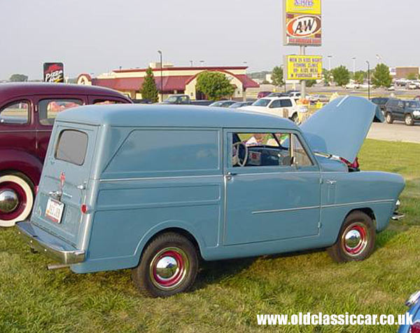 Photo of Crosley Van at oldclassiccar.