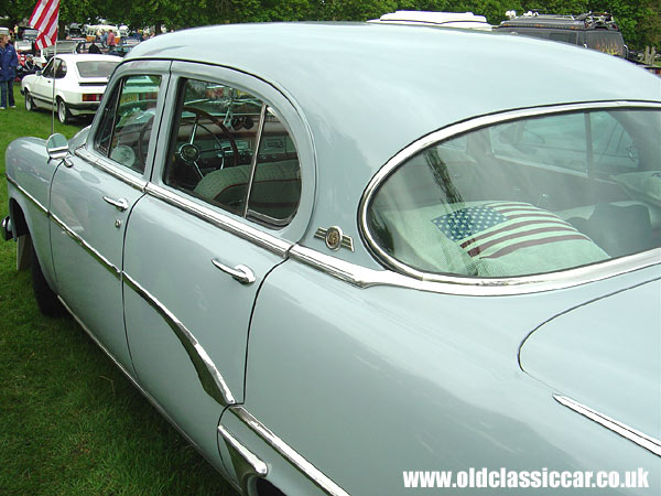 Photo of Dodge V Eight sedan at oldclassiccar.