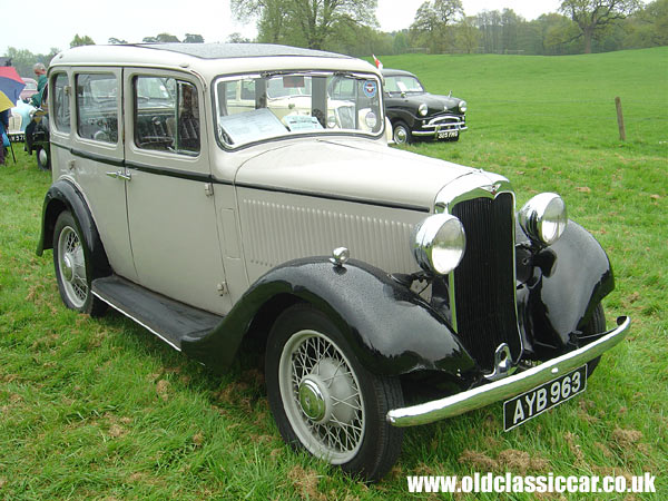 Photo of Hillman Minx 10hp at oldclassiccar.