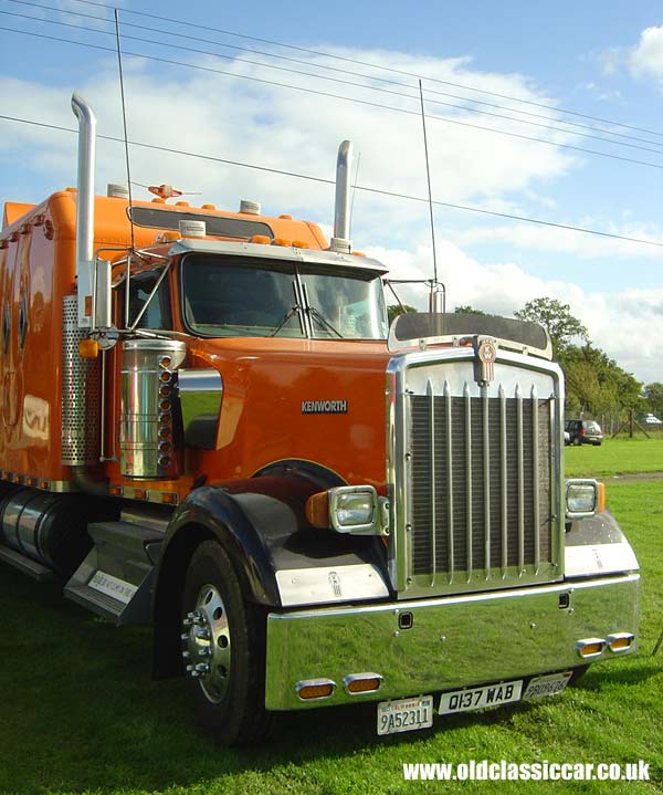 Photo of Kenworth Truck at oldclassiccar.
