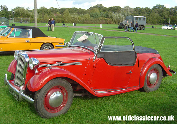 Photo of Singer Roadster at oldclassiccar.