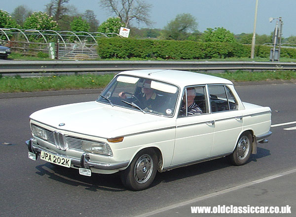 Photo of BMW 2000 at oldclassiccar.