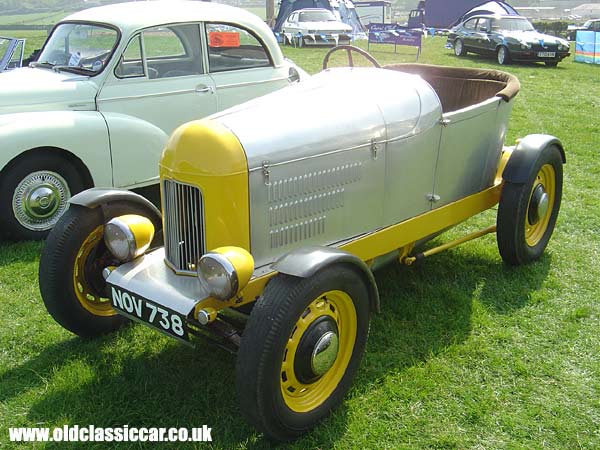 Photo of Ford 1172 Special at oldclassiccar.