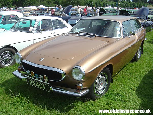 Photo of Volvo P1800ES at oldclassiccar.