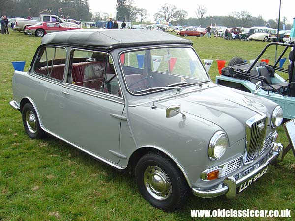 Photo of Wolseley Hornet convertible at oldclassiccar.
