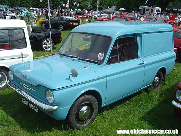 Photo of Commer Cob at oldclassiccar.