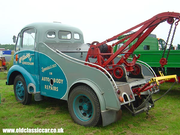 Photo of Thornycroft Nippy breakdown wagon at oldclassiccar.