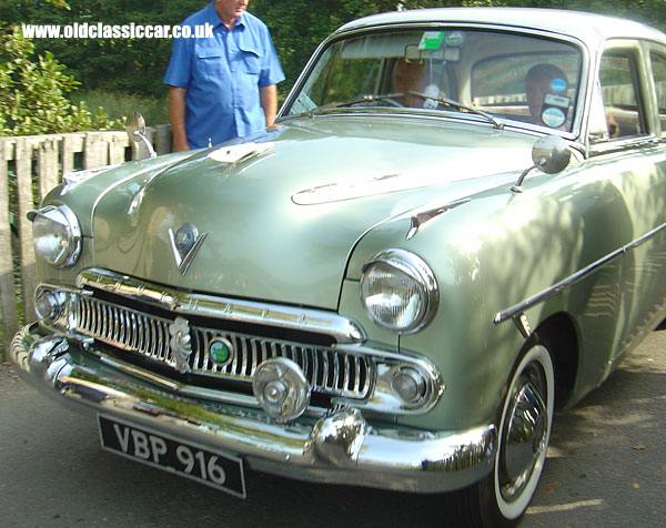 Vauxhall Cresta seen at Cholmondeley Castle show in 2005.