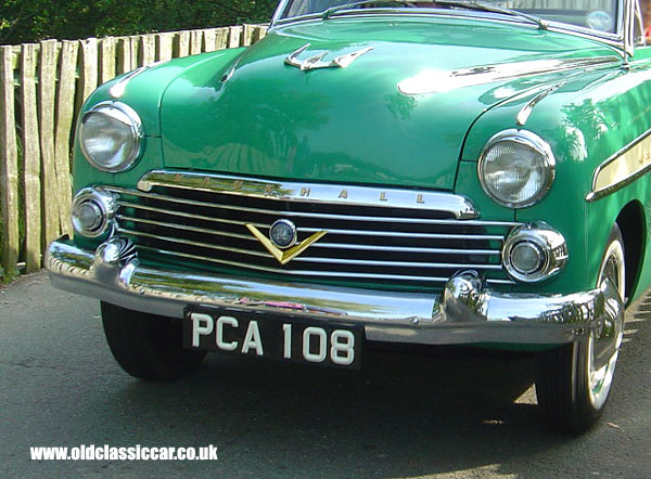 Vauxhall Cresta seen at Cholmondeley Castle show in 2005.