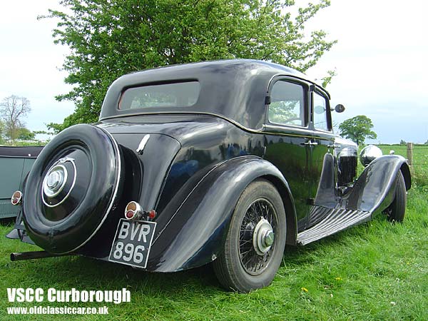 Photo showing Bentley Saloon at oldclassiccar.co.uk.