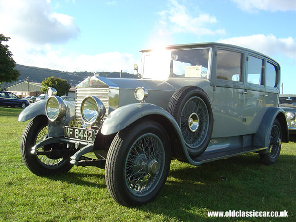 Rolls-Royce saloon seen in Worcs.