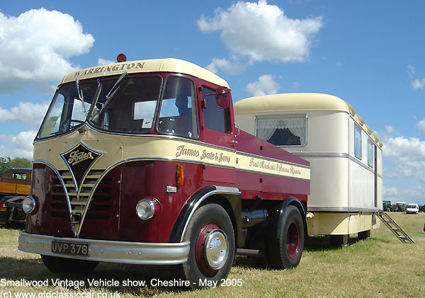 Recovery lorry from Foden