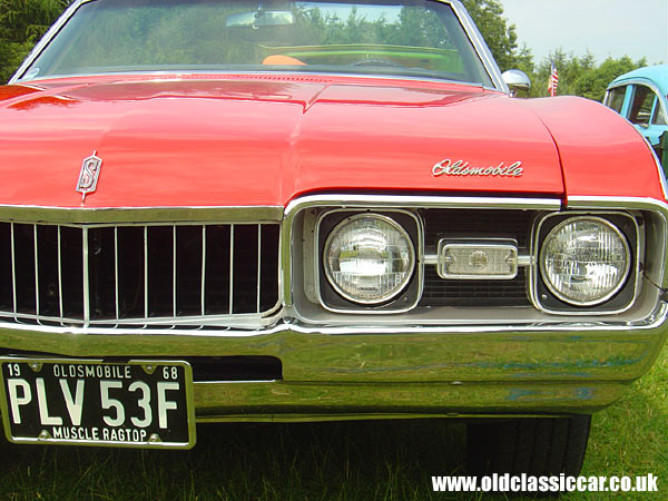 Antique Oldsmobile Convertible photo.