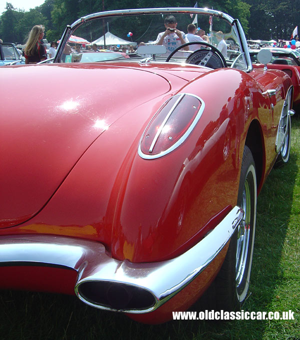 Antique Chevrolet Corvette photo.