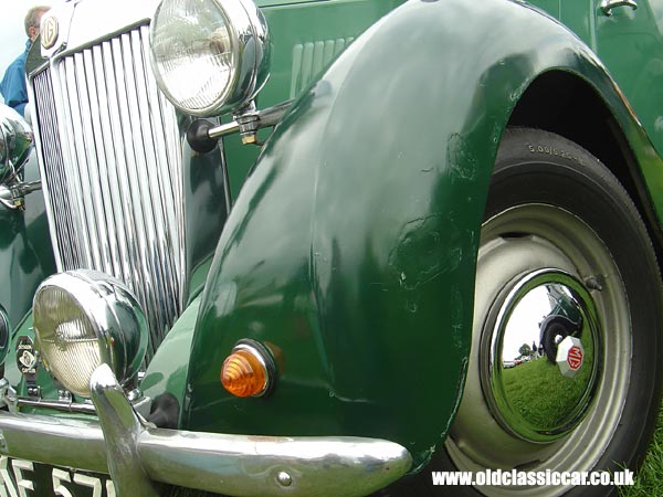 MG YB that I saw at Tatton in June 05.