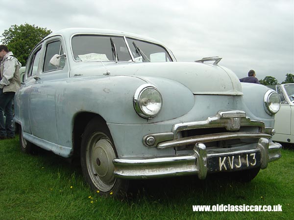 Standard Vanguard Phase 2 that I saw at Tatton in June 05.
