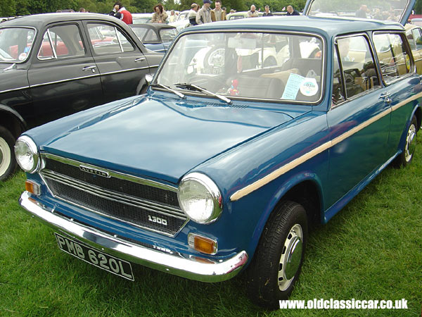 Austin 1300 estate that I saw at Tatton in June 05.