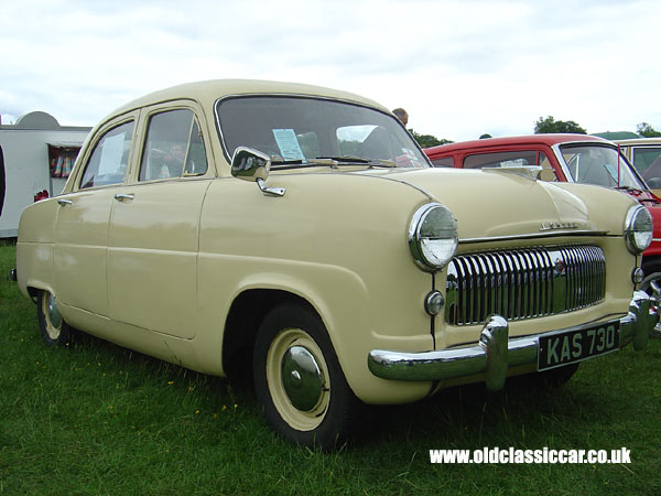 Ford Consul Mk1 that I saw at Tatton in June 05