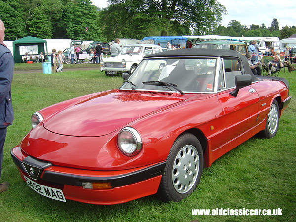 Alfa Romeo Spider that I saw at Tatton in June 05.