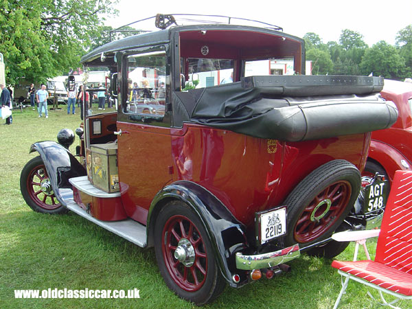 Austin Taxi that I saw at Tatton in June 05.