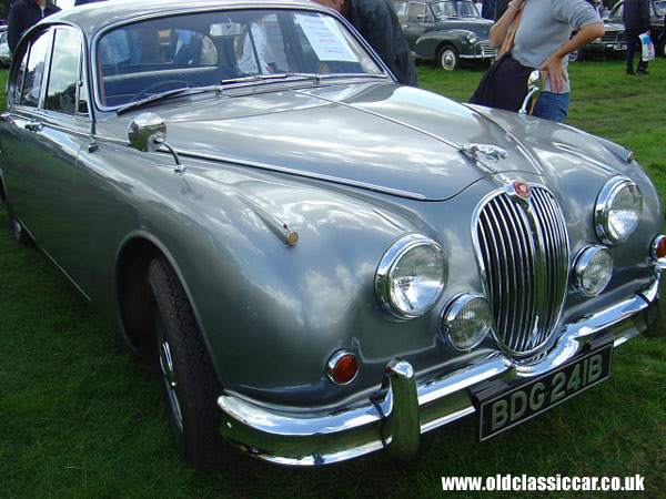 Jaguar Mk2 pic.