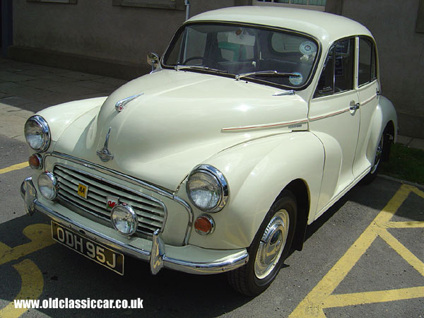 Morris Minor 1000 photo