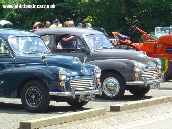 Morris Minor 1000 photo