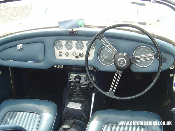 Daimler SP250 photo