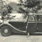 Bentley saloon