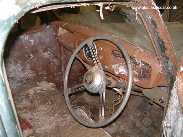 Austin A40 Pickup - seats and interior