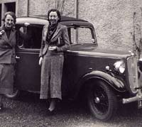 Two ladies and an Austin 7