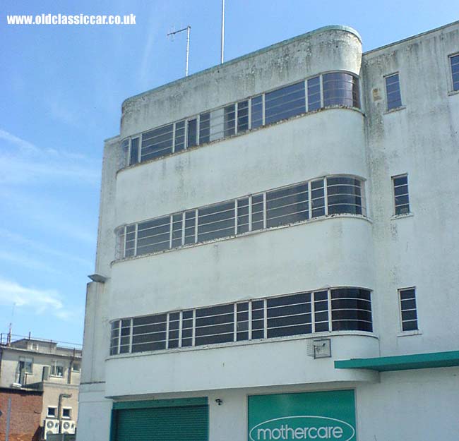 Bartons Plymouth garage lefthand side