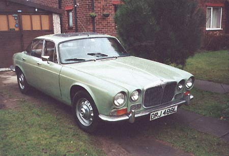 Daimler XJ6