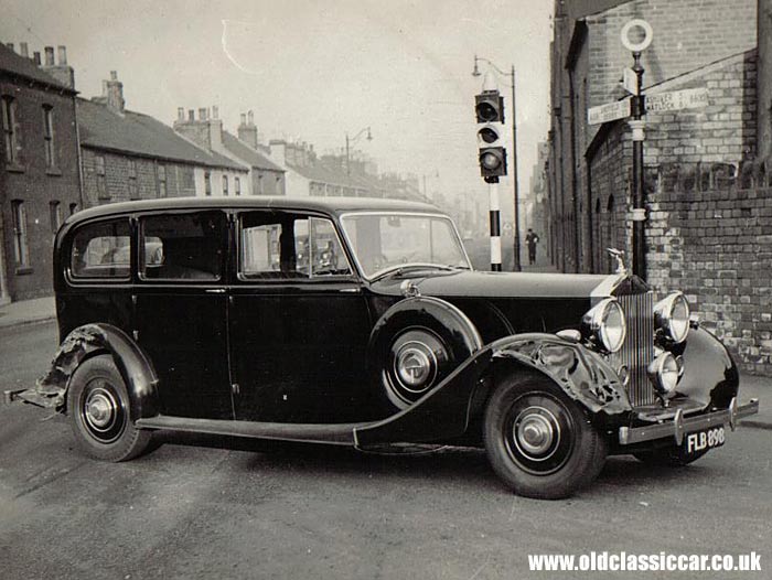 The crashed Rolls-Royce at the scene of the accident